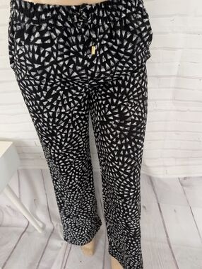 Mossimo Black and White Pants